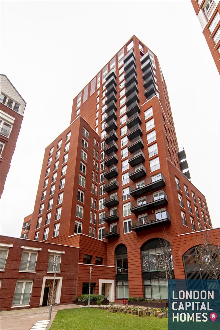 7A Exchange Gardens, London